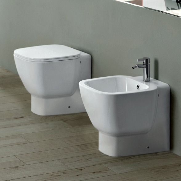 WC filo muro scarico a parete One RAK Ceramics ONWC00001