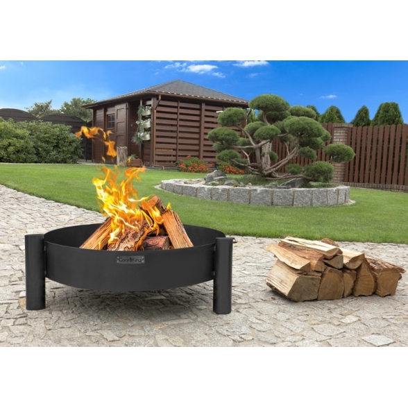 Barbecue Artigianale Con Braciere In Ferro E Griglia Sospesa Su Treppiede Haiti 80 Cm Cook King