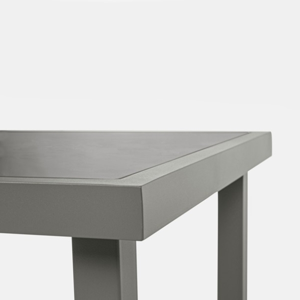 Set per balcone in acciaio e textilene con cuscini e tavolino tortora