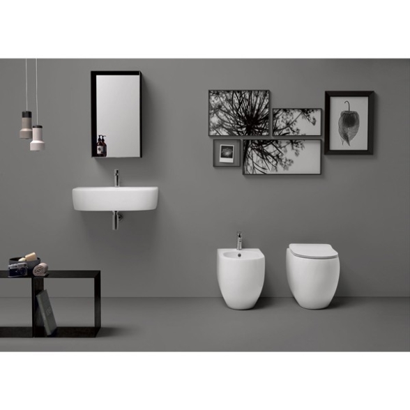 Sanitari Filo Muro WC + Bidet + Sedile Flo NORIM Kerasan Salva Spazio