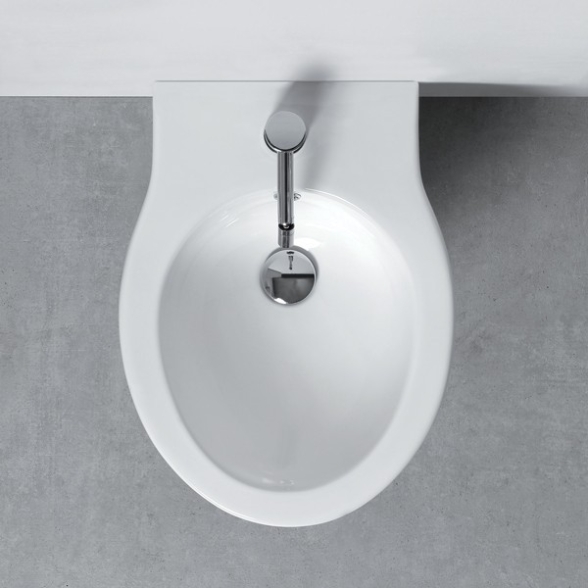 Sanitari Filo Muro WC + Bidet + Sedile Bit Kerasan Bianchi Salva Spazio