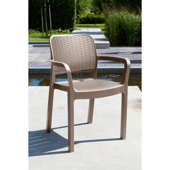 Sedia Da Giardino Impilabile Con Braccioli In Resina Effetto Intrecciato Bella Keter Cappuccino