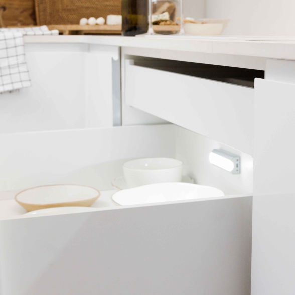 Luce Led a batterie per cassetti con sensore di vibrazione e luce bianca