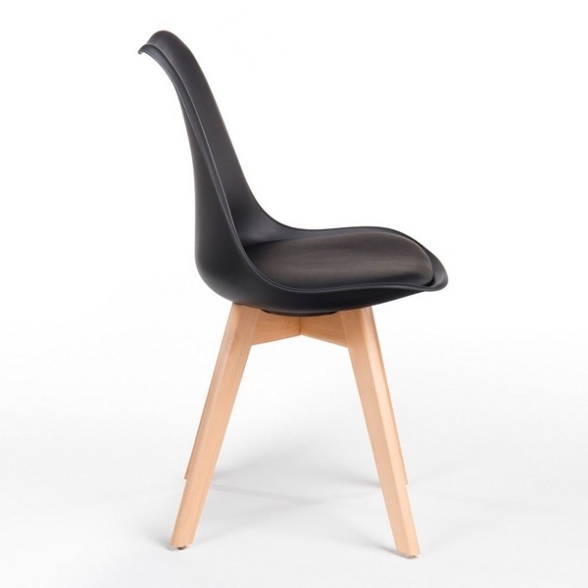 Sedia Nordica Nera Con Gambe In Legno E Cuscino Design Moderno