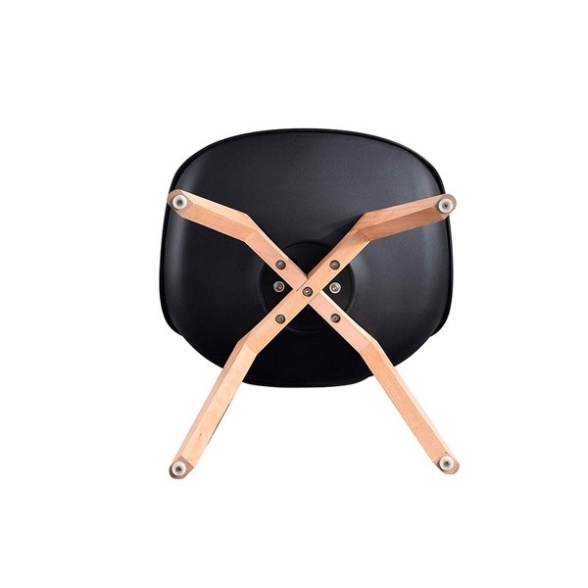 Sedia Nordica Nera Con Gambe In Legno E Cuscino Design Moderno