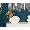 Vaso in resina con decorazioni in rilievo 34X11,5X24,5 cm bianco