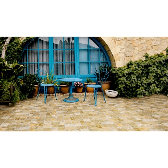 Pavimento 34x34 effetto pietra Corte Roccia Ceramiche San Nicola