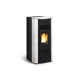 Stufa a pellet ventilata Giusy 7,0 kW | Extraflame
